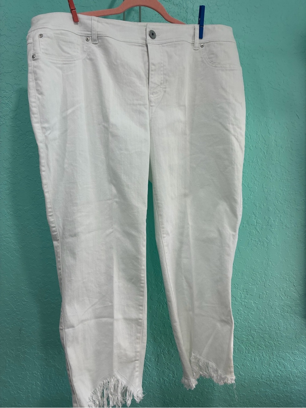 INC slim tech White Frayed Hem Crop Jeans 18W vacay plus casual